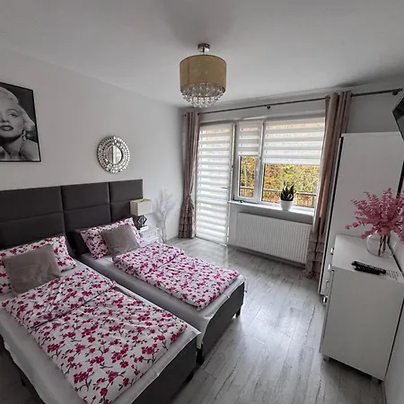 40m2 W Międzyzdrojach 150 M Od Morza! * Międzyzdroje