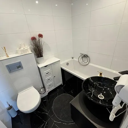 Apartment 40m2 W Miedzyzdrojach 150 M Od Morza! *