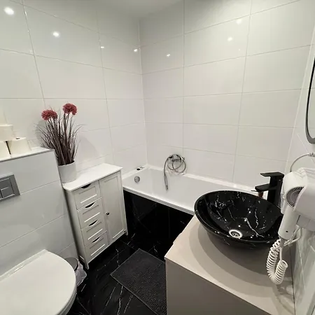 40m2 W Miedzyzdrojach 150 M Od Morza!