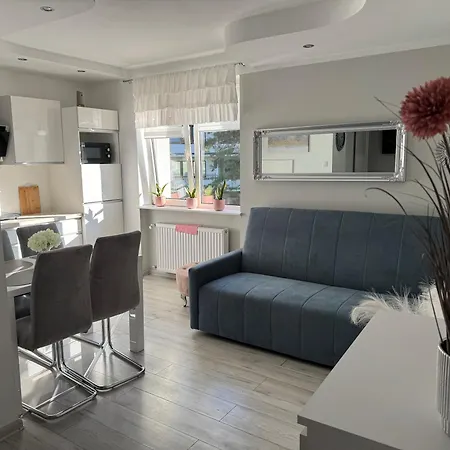 40m2 W Miedzyzdrojach 150 M Od Morza! דירה