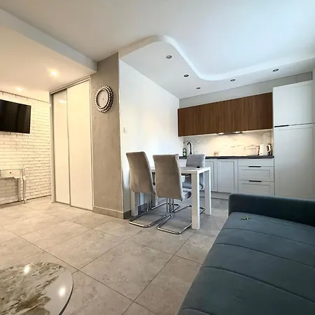 Na Rogu Dwupokojowy, 40m2 150m Od Morza * מידזיזדרויה