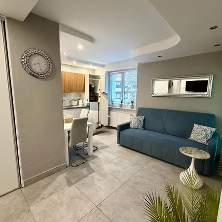 Na Rogu Dwupokojowy, 40m2 150m Od Morza דירה