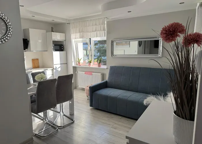 40m2 W Miedzyzdrojach 150 M Od Morza! דירה